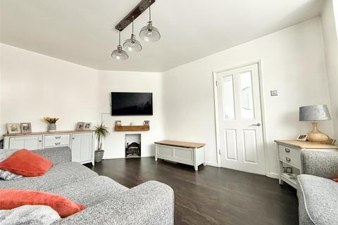 3 bedroom semi-detached house for sale, Carlton Drive, Wigston LE18