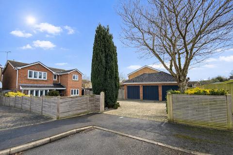 undefined, Ludlam Close, Leicester LE8