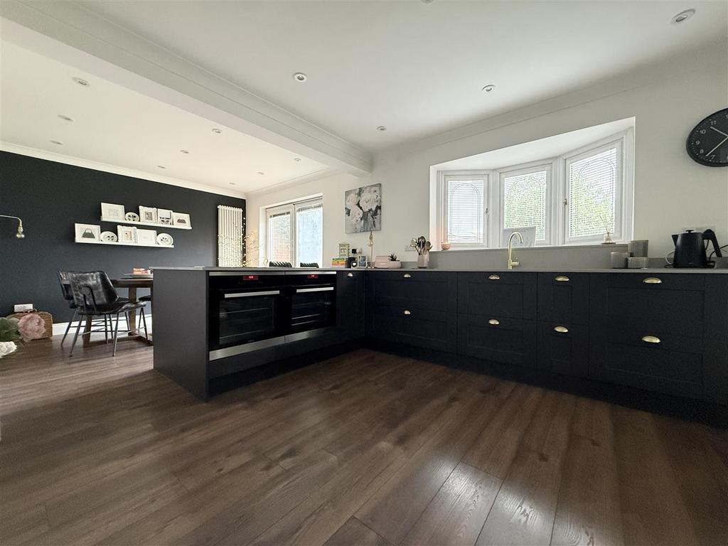 Family Living Kitchen