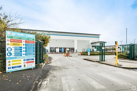 Warehouse to rent, Stoke Rd Rochester ME3 9BJ