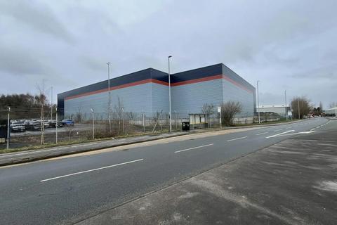 Warehouse to rent, Greenside Way Manchester M24 1SW