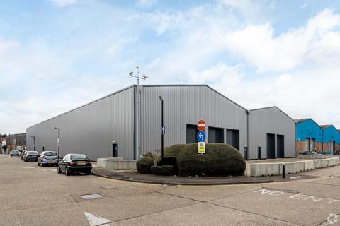 Warehouse to rent, 240-242 Lincoln Rd Enfield EN1 1SP