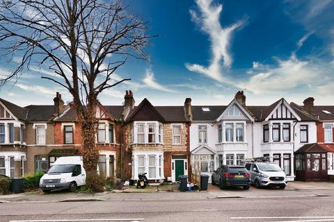 2 bedroom flat to rent, Green Lane,, Seven Kings, Ilford, Redbridge, IG3