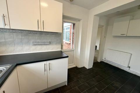 4 bedroom semi-detached house to rent, Mayfield Road, Southampton SO17