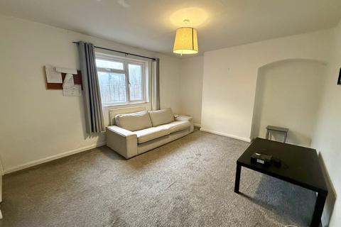4 bedroom semi-detached house to rent, Mayfield Road, Southampton SO17
