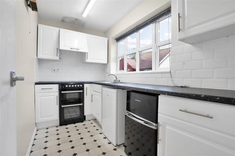 2 bedroom maisonette for sale, Trinity Road, Manningtree