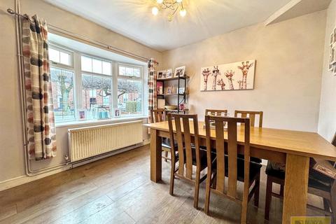 undefined, Nab Hill Avenue, Leek