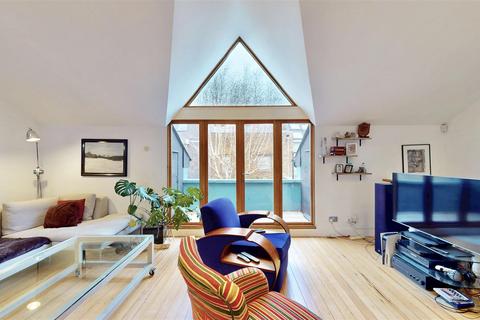 undefined, Murray Mews, London NW1