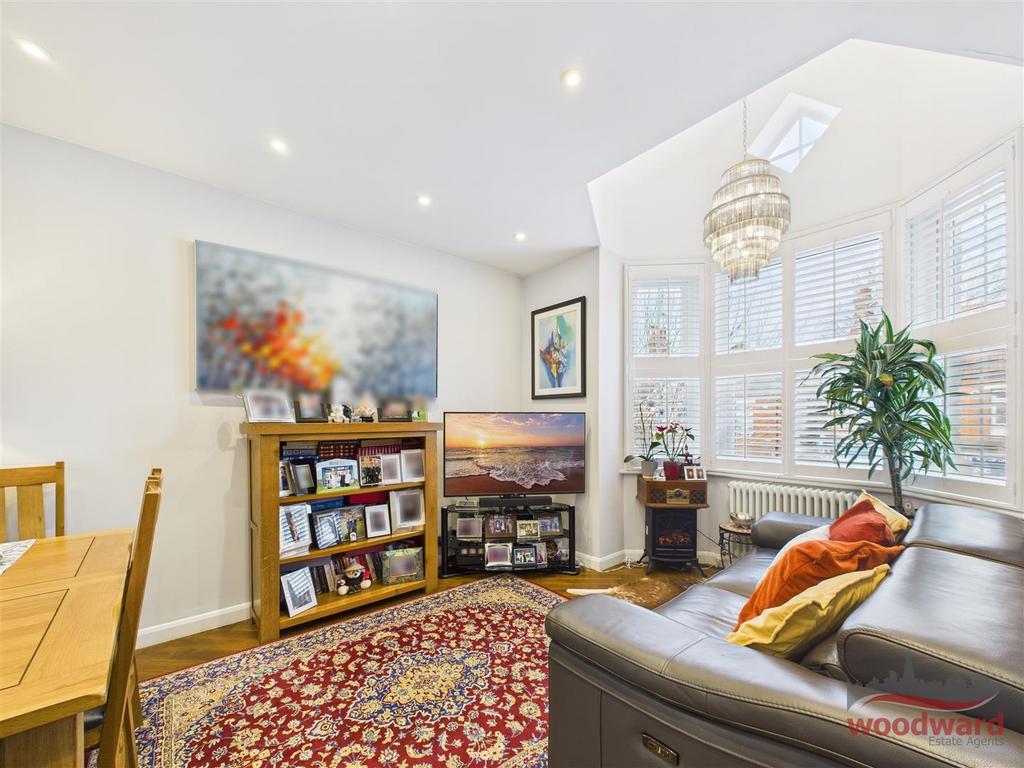 Kitchen/Living Area