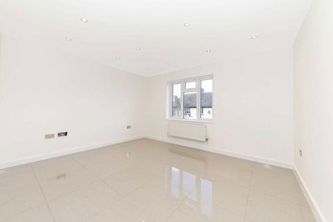 2 bedroom flat to rent, Perryn Road, London W3