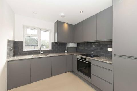 2 bedroom flat to rent, Perryn Road, London W3