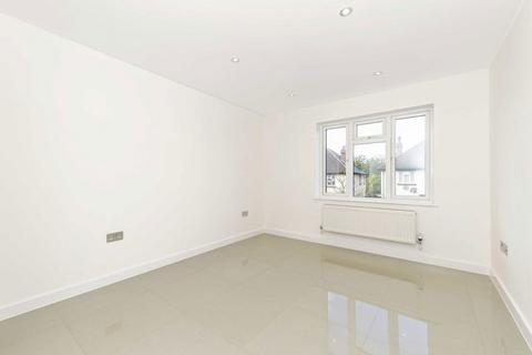 2 bedroom flat to rent, Perryn Road, London W3