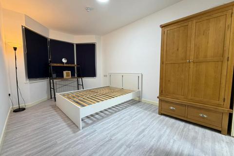 undefined, Cromwell Road, Hounslow