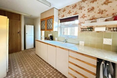 3 bedroom terraced house for sale, Victoria Road, Brimscombe, Stroud