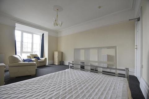 undefined, Room 4 Terrace Road, Newport