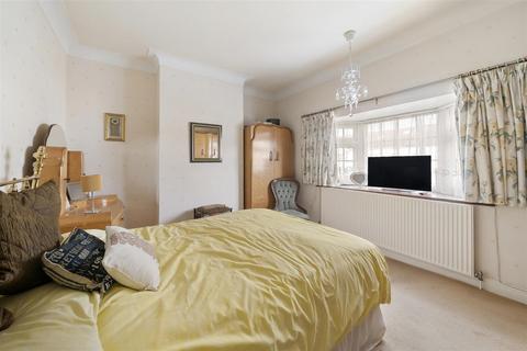 3 bedroom house for sale, Easternville Gardens, Ilford