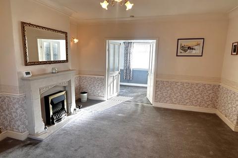 3 bedroom semi-detached house for sale, South View Road, East Bierley, Bradford, West Yorkshire, BD4