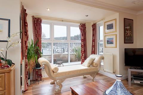 3 bedroom semi-detached house for sale, 50 Harbourside, Inverkip, Greenock, PA16 0BF