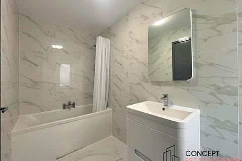 2 bedroom apartment to rent, Langley Park Road, Sutton, SM2