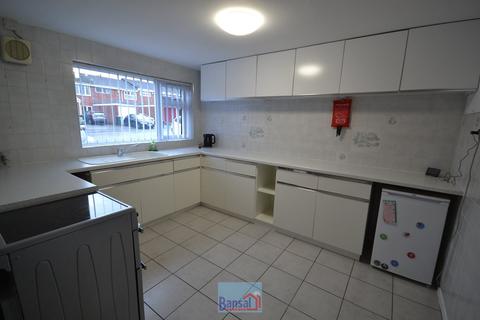 undefined, Priors Harnall, CV1
