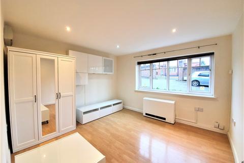 2 bedroom flat to rent, Flat Two, LU1