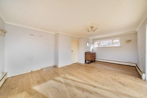 4 bedroom bungalow for sale, Pinewood Grove, New Haw, KT15