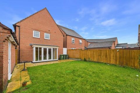 4 bedroom detached house for sale, Slatewalk Way, Glenfield, Leicester