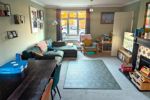 3 bedroom end of terrace house for sale, Maybridge Square, Worthing