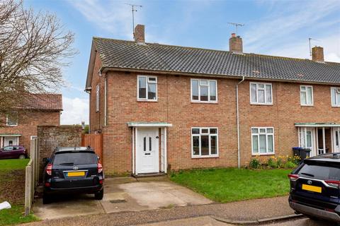 3 bedroom end of terrace house for sale, Maybridge Square, Worthing