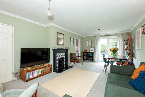 3 bedroom end of terrace house for sale, Maybridge Square, Worthing