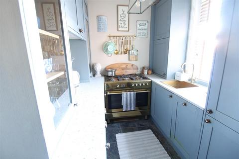 undefined, Fellows Road, Cowes PO31