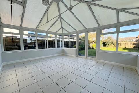 3 bedroom detached house to rent, Bournemouth