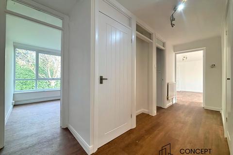 undefined, Basinghall Gardens, Sutton, SM2
