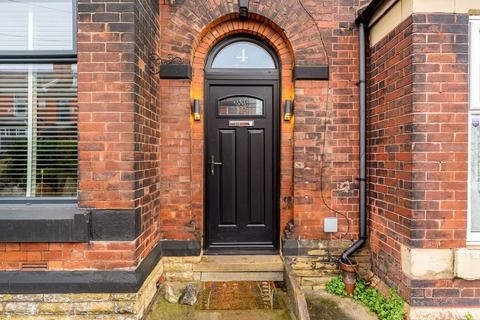 3 bedroom terraced house for sale, Outwood Road, Manchester M26