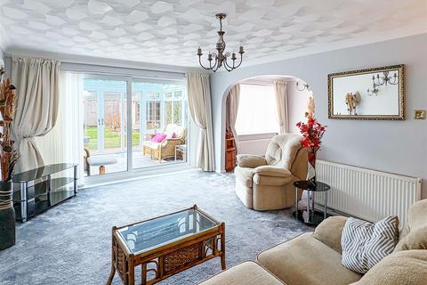 4 bedroom detached house for sale, Tideway, Littlehampton BN17
