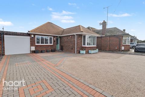 2 bedroom detached bungalow for sale, Burrs Road, Clacton-On-Sea