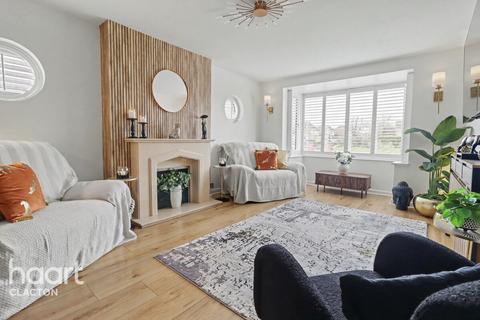 2 bedroom detached bungalow for sale, Burrs Road, Clacton-On-Sea