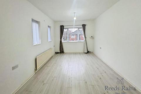 2 bedroom apartment to rent, Birch Tree Court, Merseyside L12