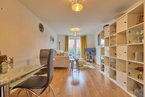 2 bedroom apartment for sale, Barons Court, Kirby Muxloe