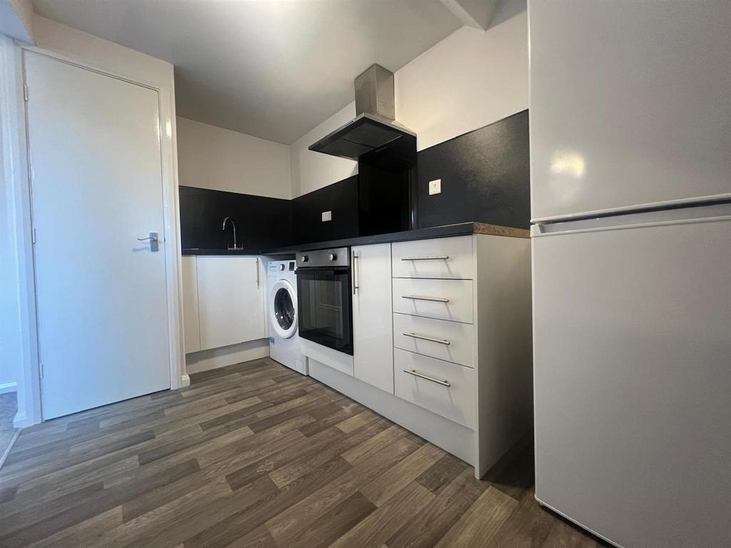 Kitchen.,.jpg