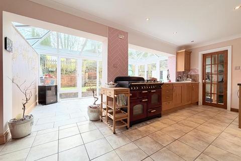 4 bedroom semi-detached house for sale, Cromwell Park, Tiverton EX16