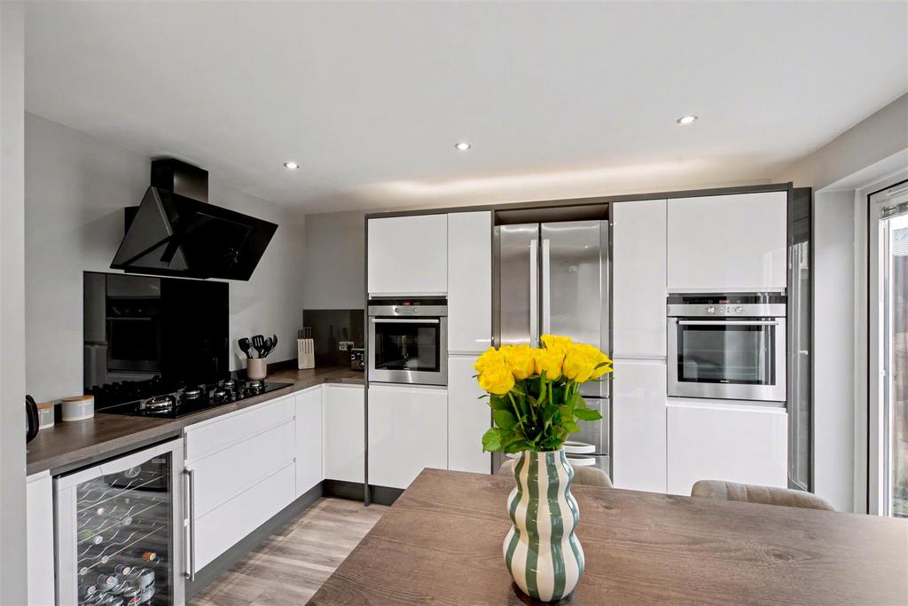 House in Nottingham, New Basford - View 3