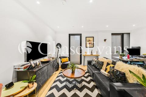 2 bedroom flat for sale, Luxe Tower, Dock Street, Aldgate, London, E1