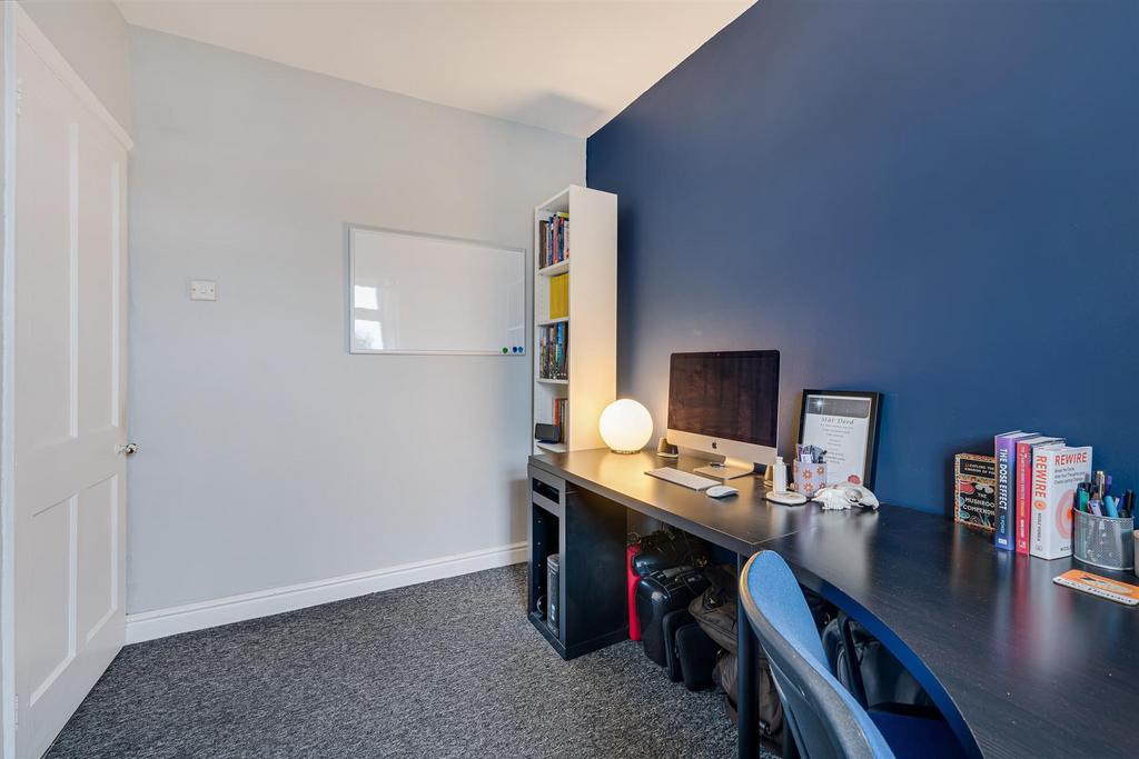 44 MOLYNEUX DRIVE (4 of 13).jpg