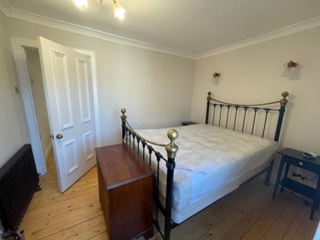 Bedroom;.