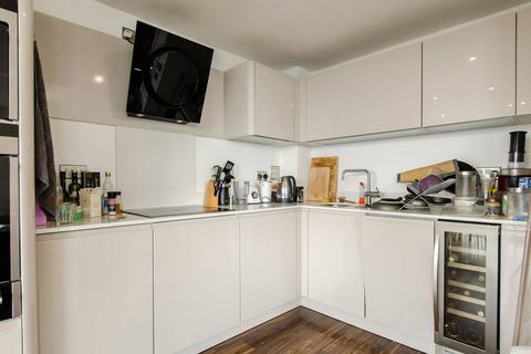 undefined, Alie Street, Aldgate, London, E1