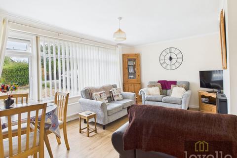 2 bedroom detached bungalow for sale, Trusthorpe Road, Sutton-on-Sea, Mablethorpe, Lincolnshire, LN12 2LG
