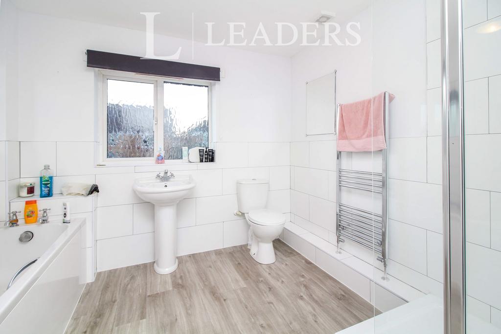 Main Bathroom