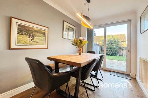 3 bedroom link detached house for sale, Ryves Avenue, Yateley, Hampshire