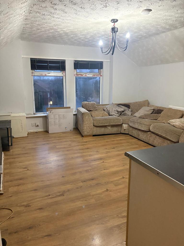 Kitchen/ Living room